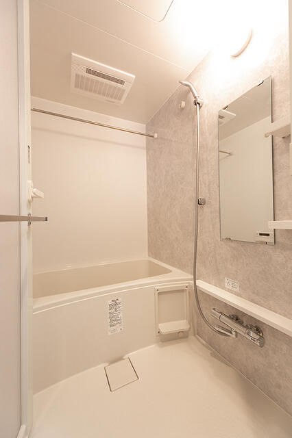 バス・シャワールーム　※写真は同タイプ住戸です。