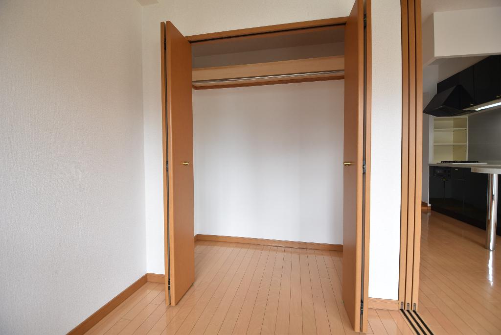 収納　クローゼット