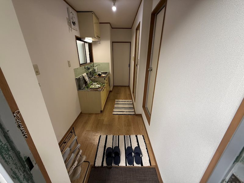 居室・リビング　同建物同号室の室内写真です。(202号室)