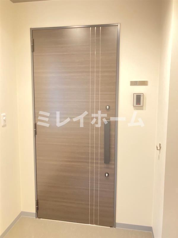 その他　同建物内、別のお部屋の参考写真になります。