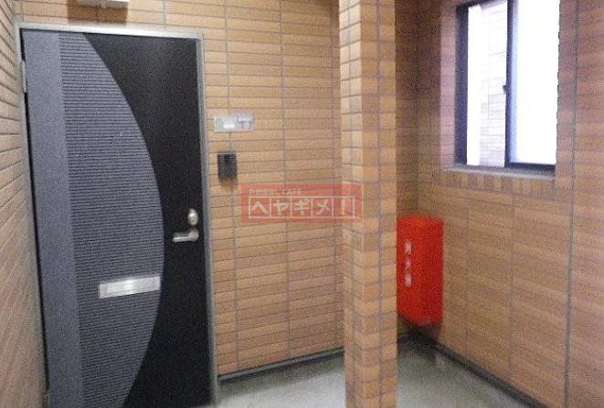玄関　エントランス