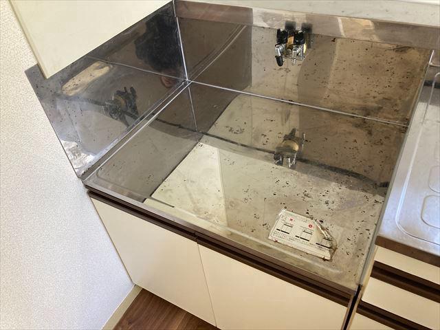 キッチン　コンパクトなキッチンで掃除もラクラク
