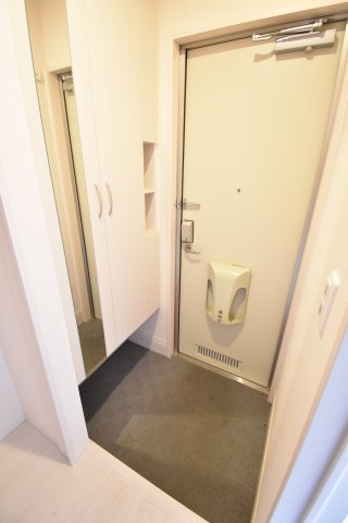 玄関　オペラハウス青柳町II