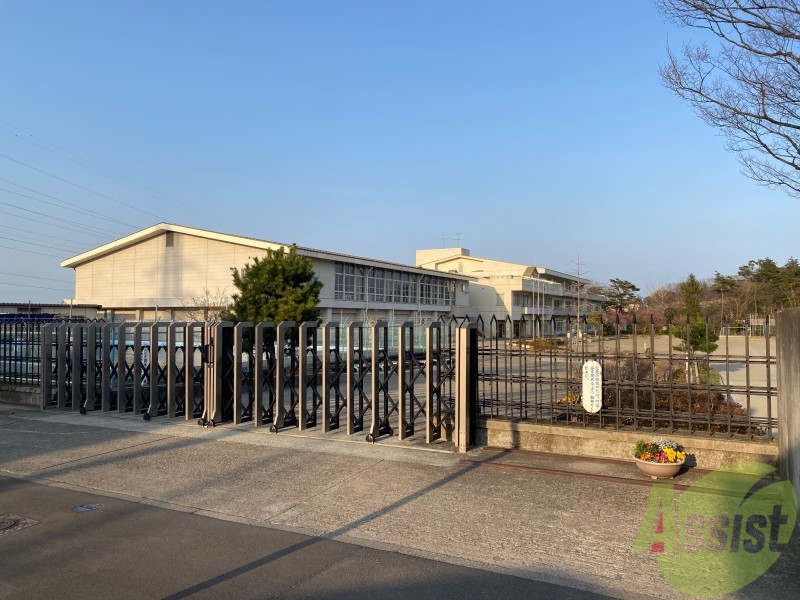 小学校　仙台市立虹の丘小学校（小学校）まで415m