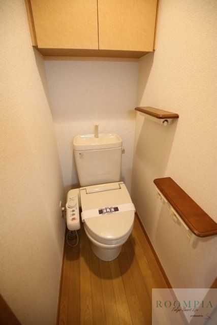 トイレ　※同タイプの別のお部屋です。