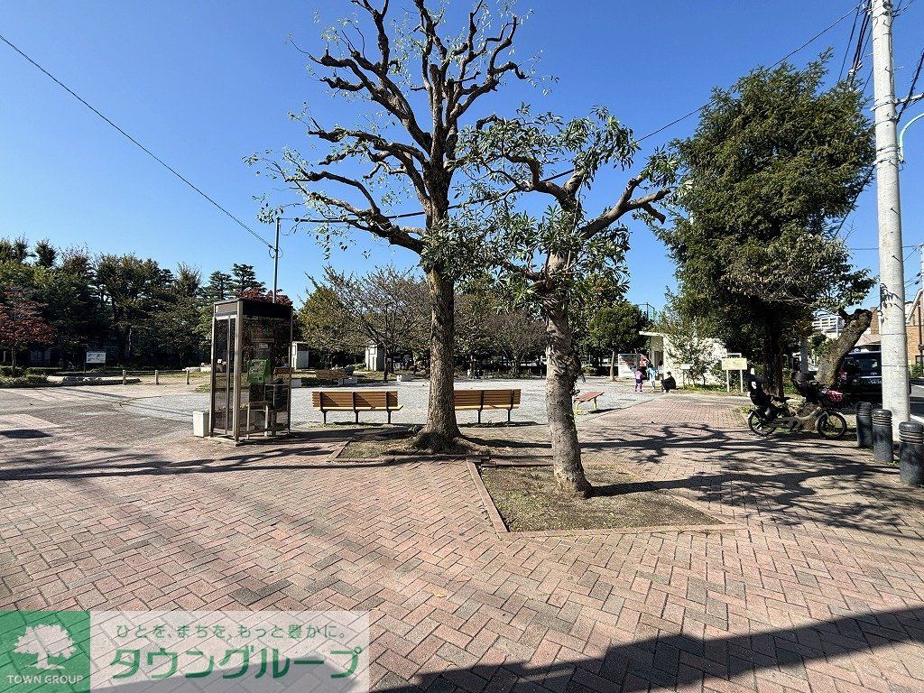 公園　世田谷区立小泉公園（公園）まで840m