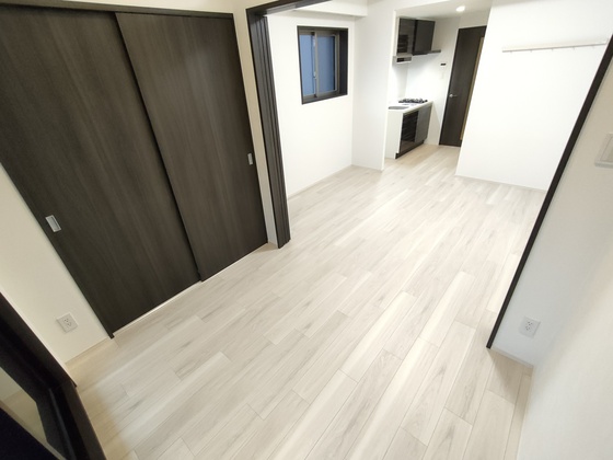 居室・リビング　※別部屋の写真です