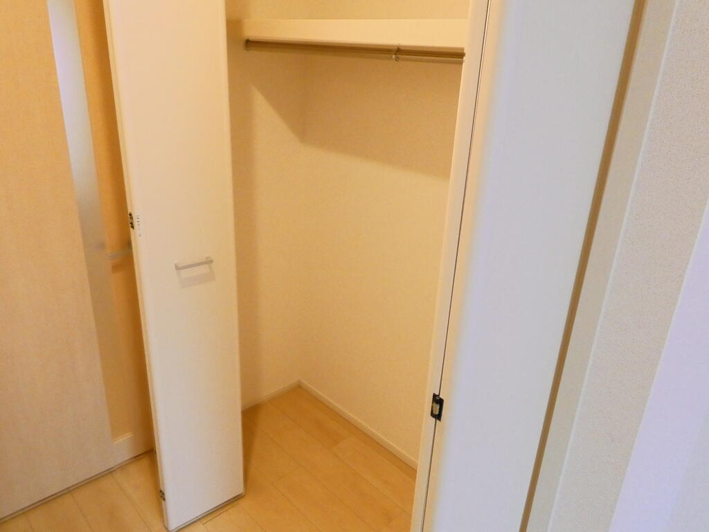 収納　内観写真・動画・パノラマは同物件同タイプ間取り2階のお部屋の
