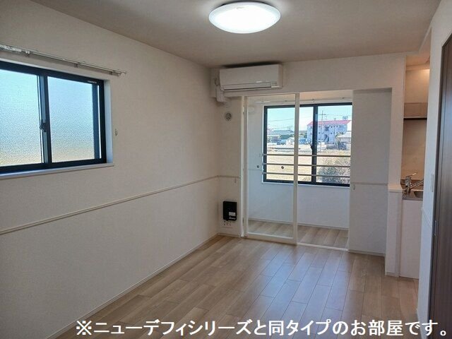居室・リビング　居間です