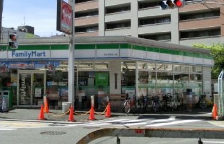 コンビニ　ファミリーマート 天王寺駅北口店（コンビニ）まで156m