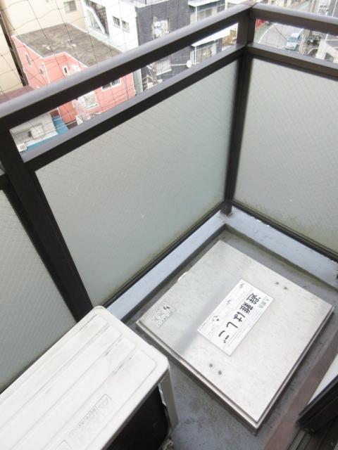 バルコニー　別部屋同仕様タイプ