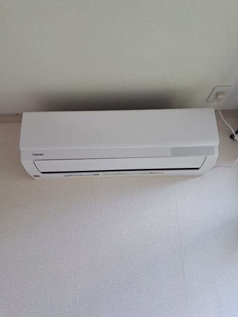 その他設備　北側洋室エアコン