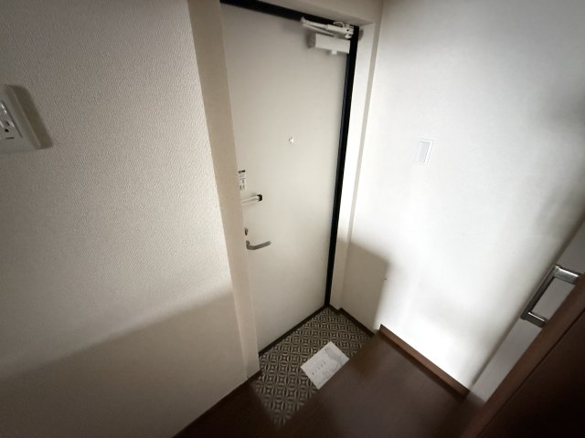 玄関　コンパクトな玄関です！