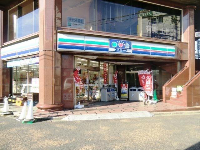 コンビニ　サンクス（コンビニ）まで110m