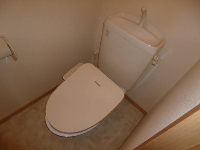 トイレ　ウォシュレット