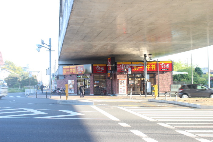 飲食店　すき家（飲食店）まで160m
