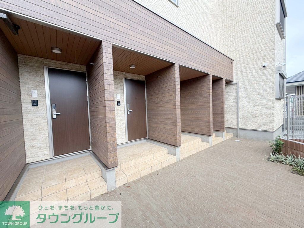 エントランス　エントランス