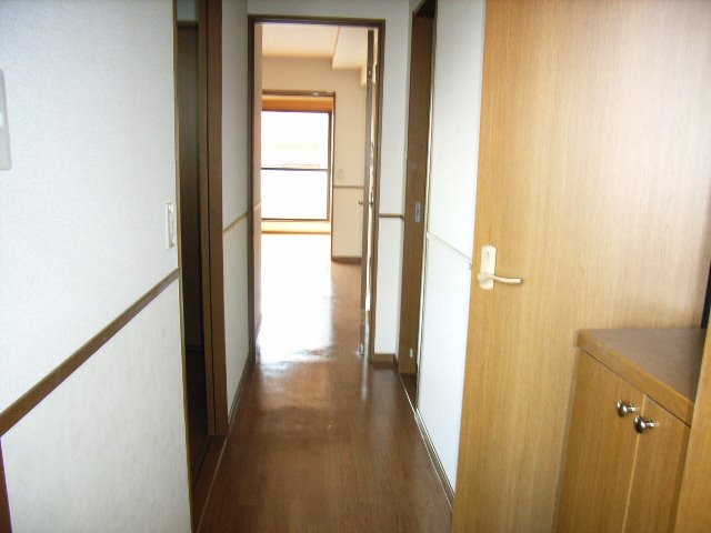 玄関　同物件別室