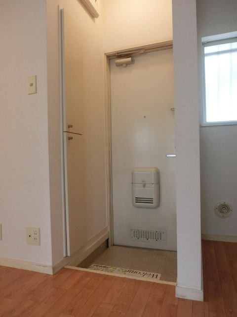 玄関　（別タイプ参考写真）Ｋ　コーポ　板橋区大谷口上町