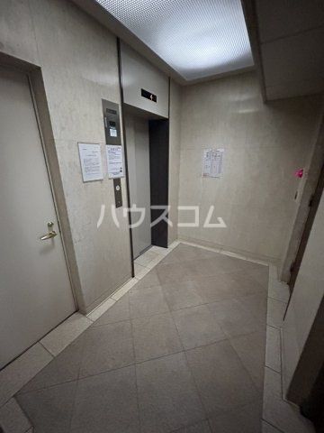 三鷹ライトマンションの外観写真