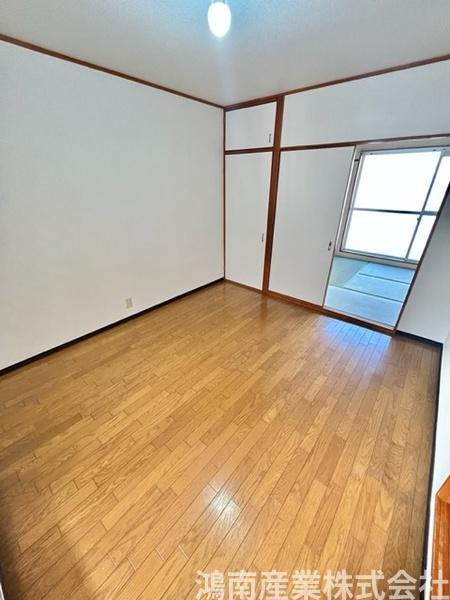 パティオ鴻池の居間写真