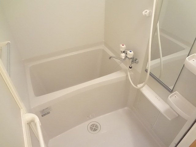 バス・シャワールーム　お風呂です