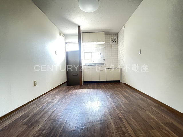 亀井町2丁目文化の居間写真