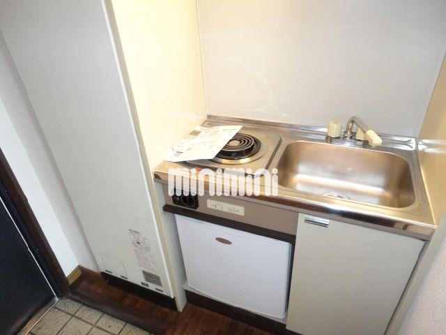 キッチン　冷蔵庫付いてます。