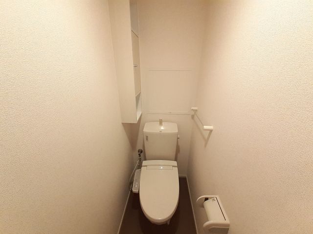 エレガンテのトイレ写真