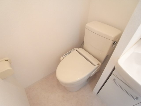 ONE ROOF FLAT NISHINOMIYAのトイレ写真
