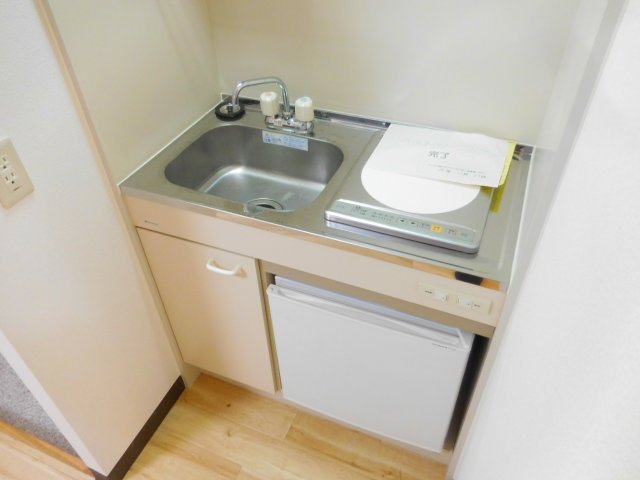 ＪＲ東海道本線 高槻駅 徒歩9分 3階建 築15年のキッチン写真