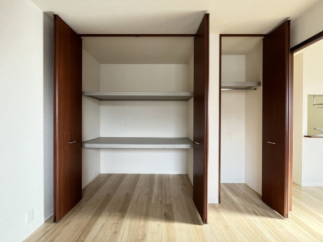 ファミリアコーポレーションIIIの内装写真