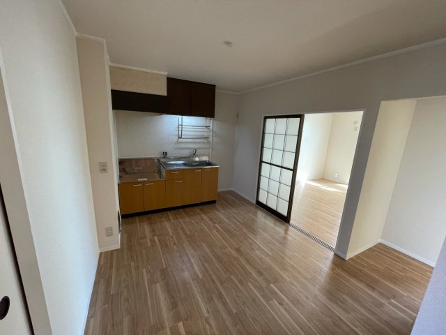 居室・リビング　角部屋住戸で過ごしやすく、おすすめです☆
