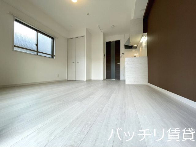 居室・リビング　＊画僧は別部屋の為、現状優先と致します。