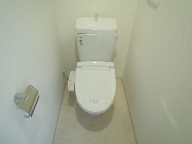 エステムプラザ神戸三宮ルクシアのトイレ写真