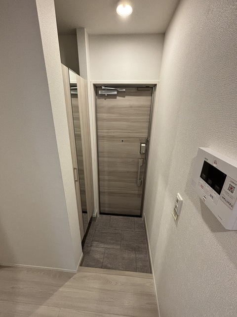玄関　★同施工別建物の参考写真です★