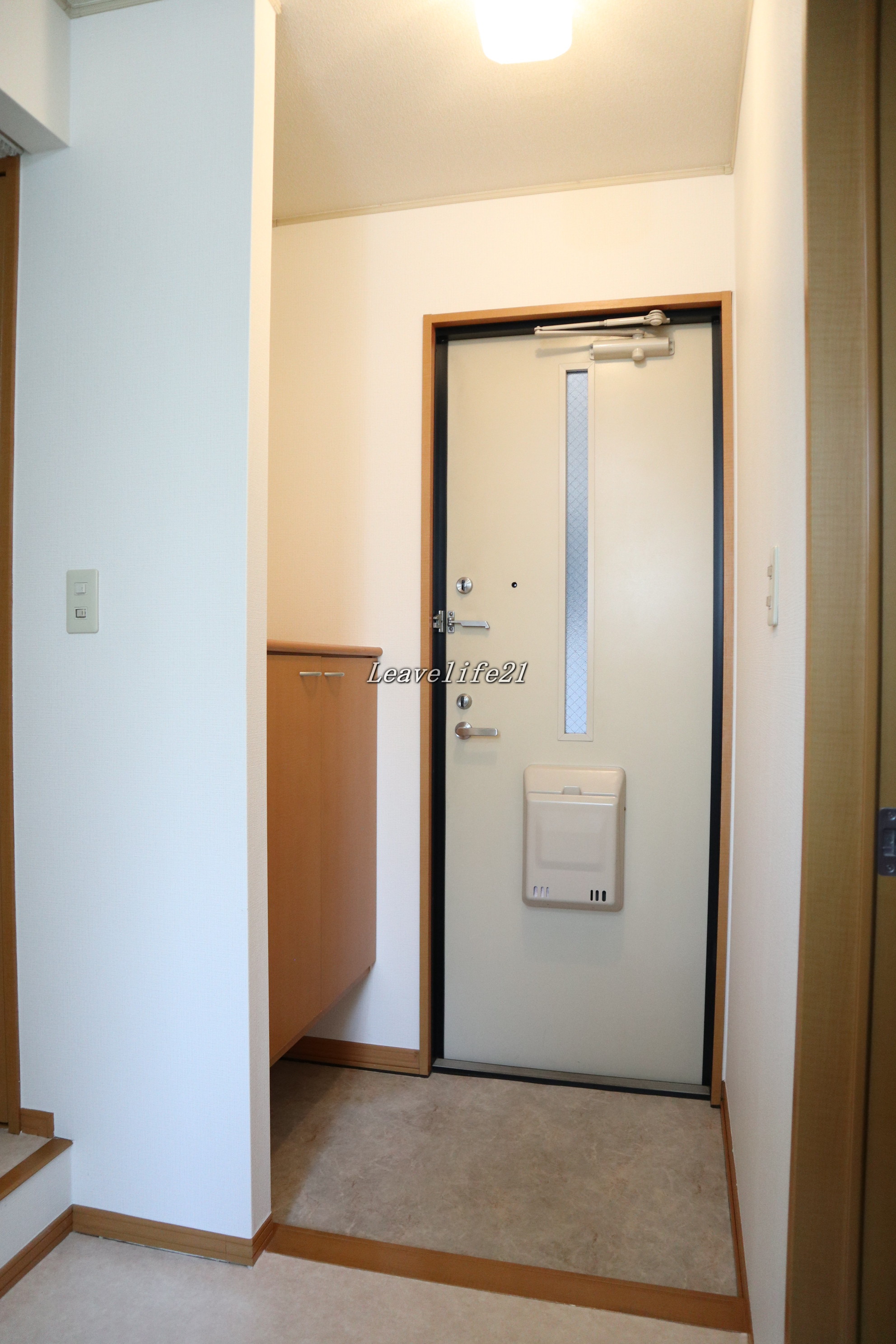 玄関　他号室参考写真