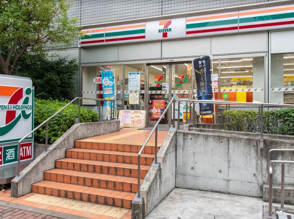 コンビニ　セブンイレブン芝浦4丁目店（コンビニ）まで459m
