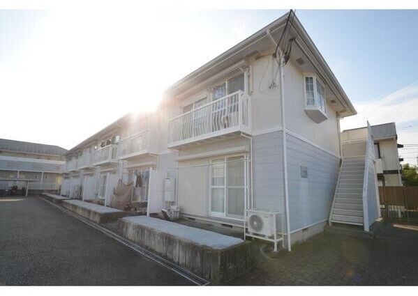 建物外観　来店不要で契約まで完結♪カード決済・LINE対応！