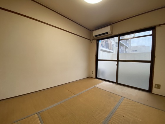 居室・リビング　※別部屋の写真です