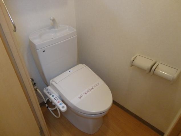 トイレ　ウォシュレット