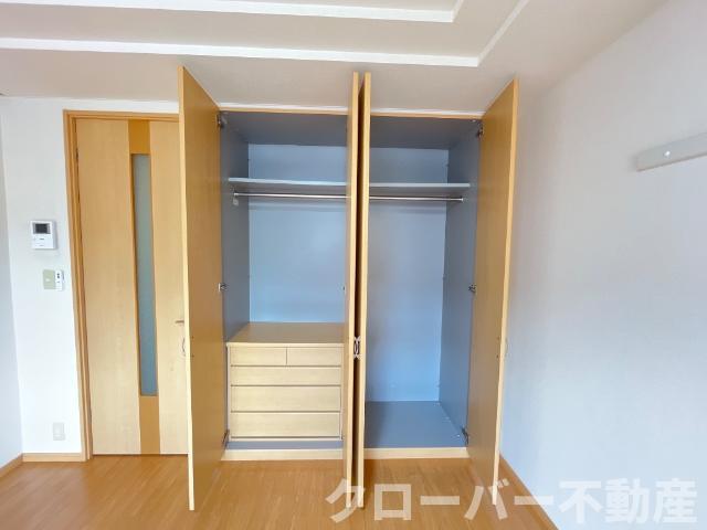 収納　クローゼット