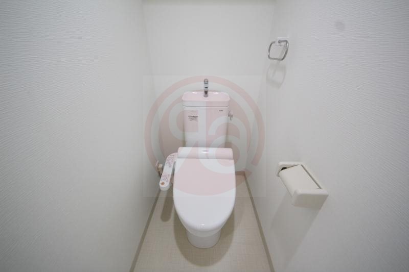 トイレ　落ち着いたトイレです