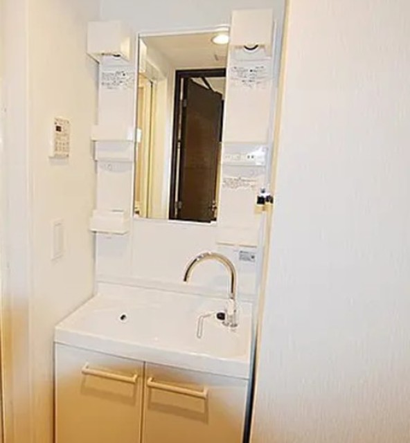 洗面設備　別部屋　参考写真