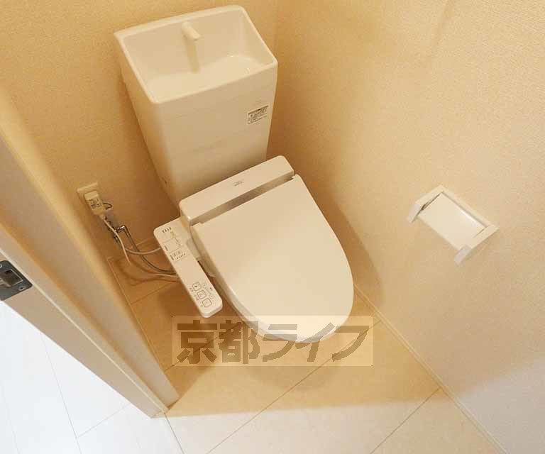 洗面設備　脱衣所も広々としています。
