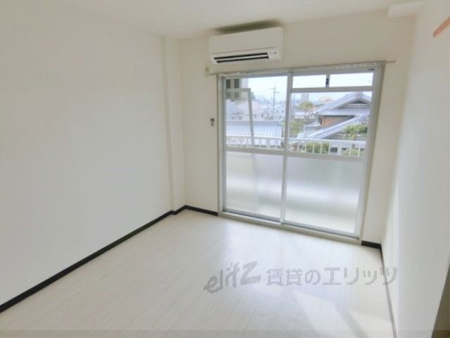 居室・リビング　洋室