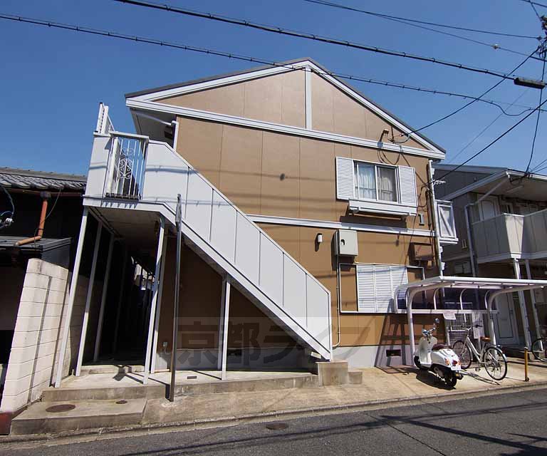 ライトハウス　ウエストの建物外観