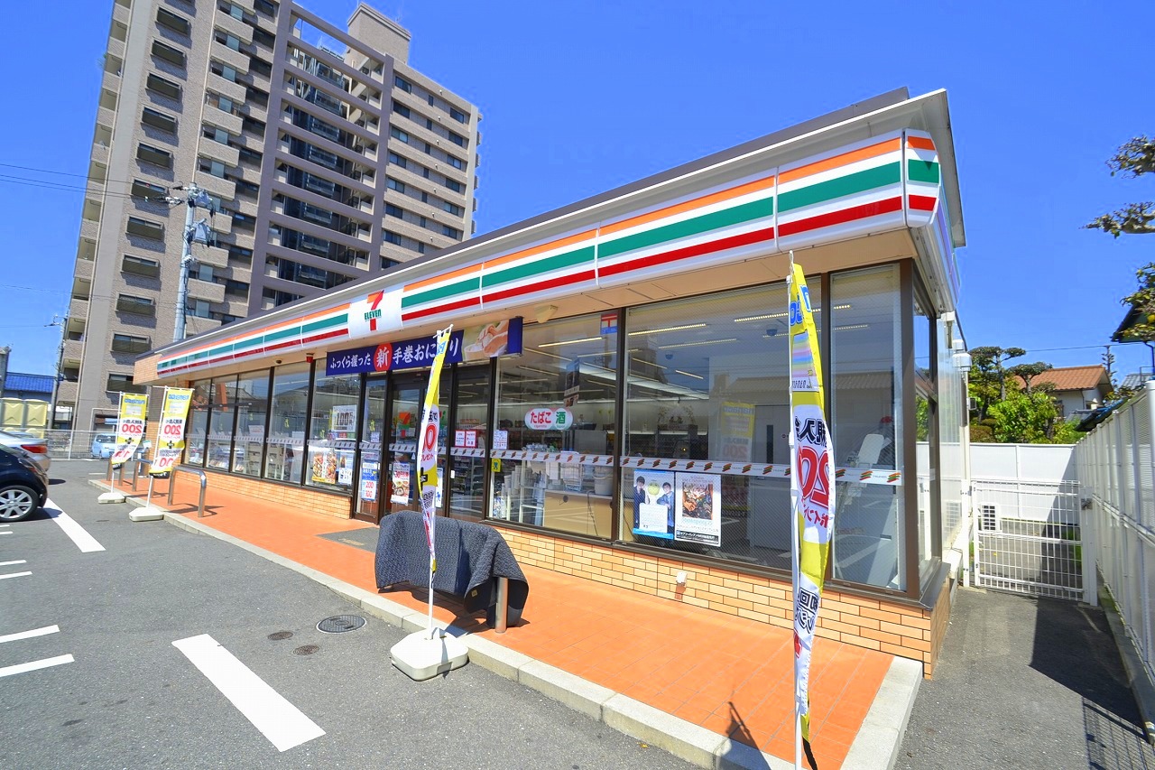 コンビニ　セブンイレブン広島五日市1丁目店（コンビニ）まで70m