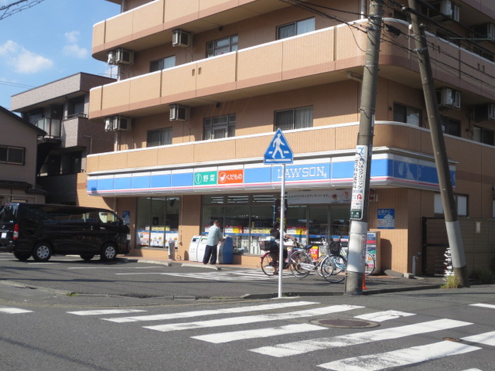 コンビニ　ローソン（コンビニ）まで389m