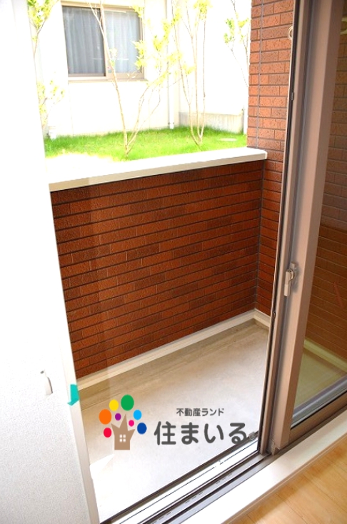 バルコニー　※写真は同型タイプとなります